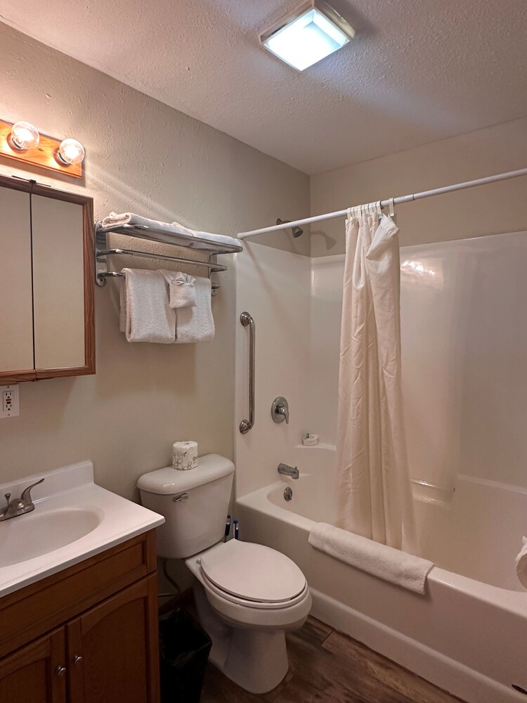 Alhonna Resort LLC - photo 202