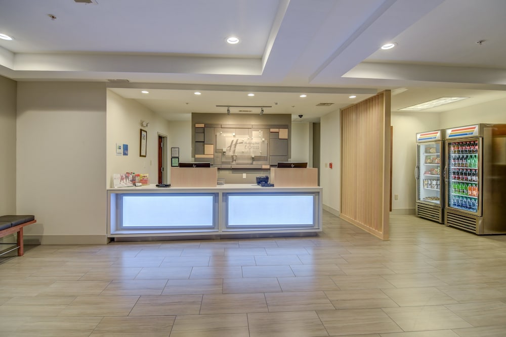 Holiday Inn Express & Suites Foley by IHG - photo 85