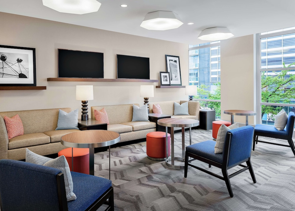 Hampton Inn Chicago McCormick Place - photo 31