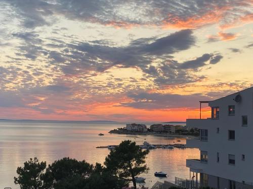 Apartment sea Lux — 4-Star Luxury Hotel in Povljana, Croatia