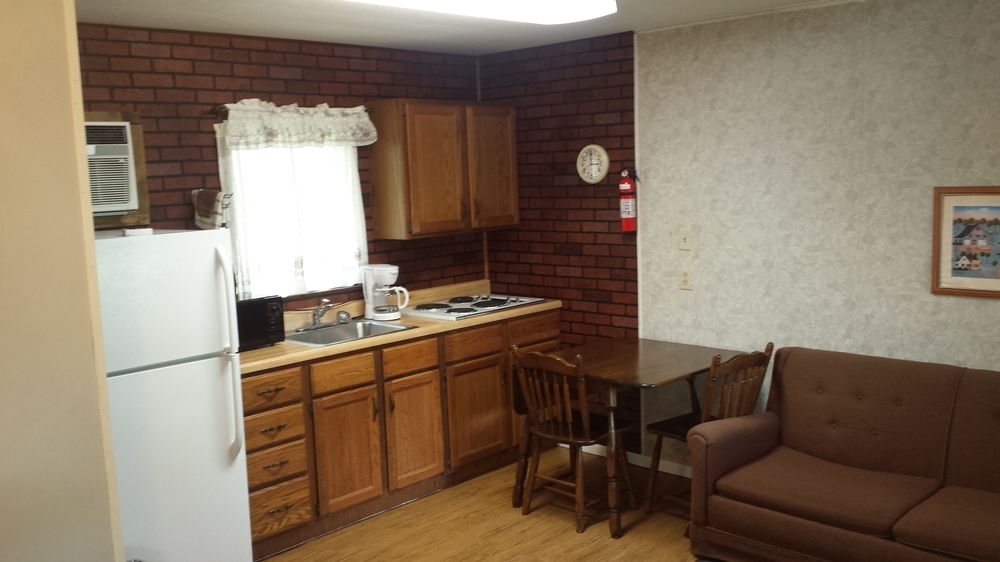Golden Arrow Resort - photo 13