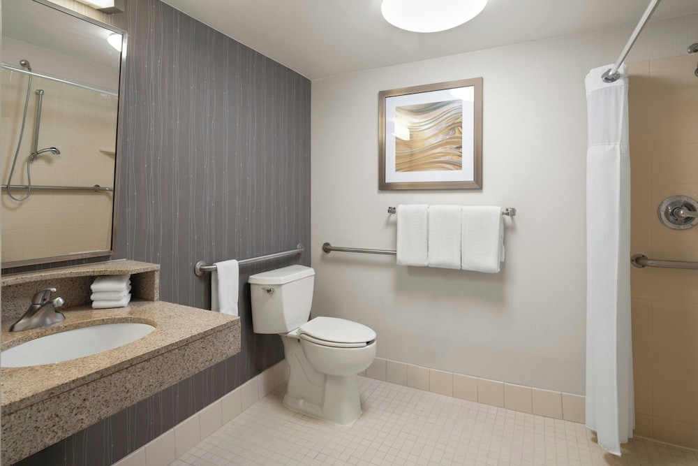 Courtyard by Marriott Rockford - photo 15