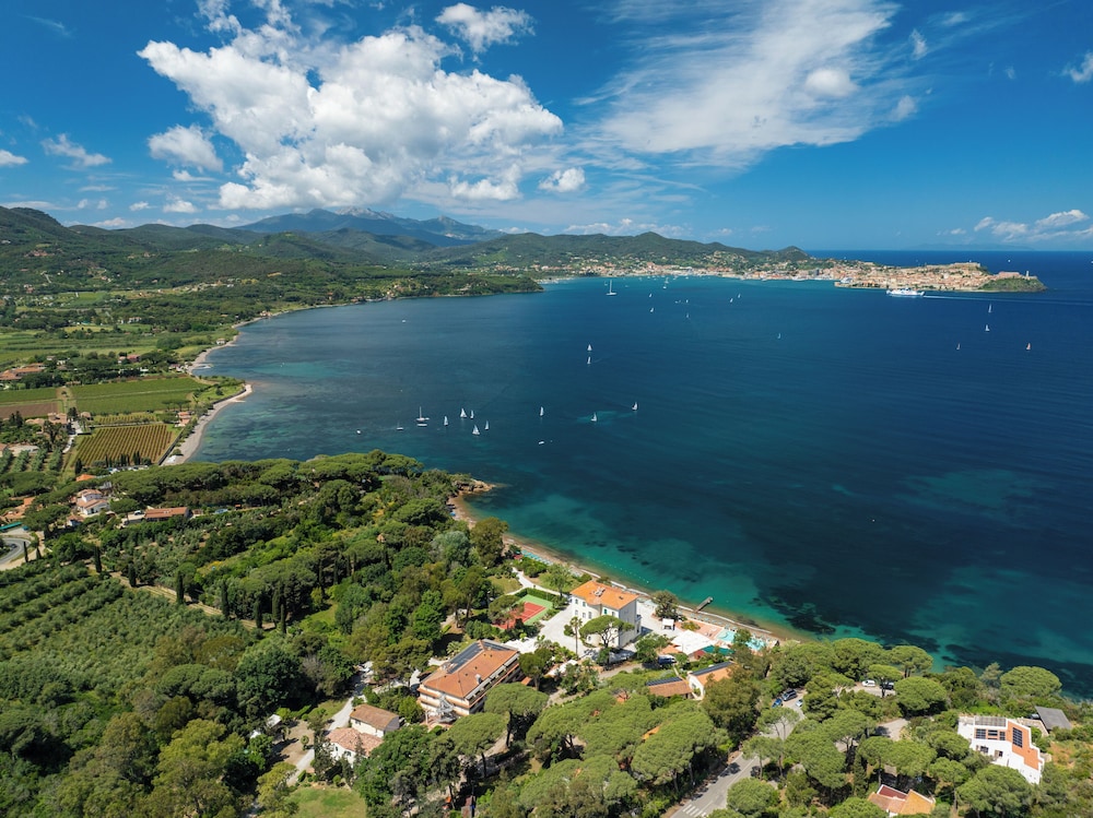 Hotel Villa Ottone in Portoferraio, Italy