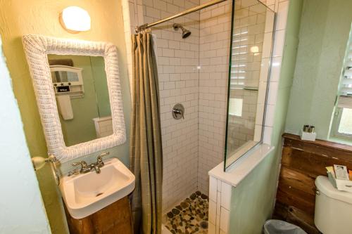 Island View Cottages Sebastian - photo 17