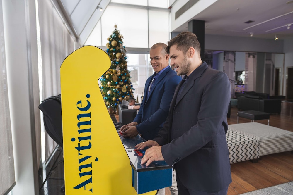 Golden Tulip Porto Vitoria