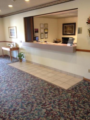 Super 8 Motel Ripley - photo 14