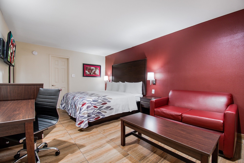 Red Roof Inn Houston Spring North - photo 16