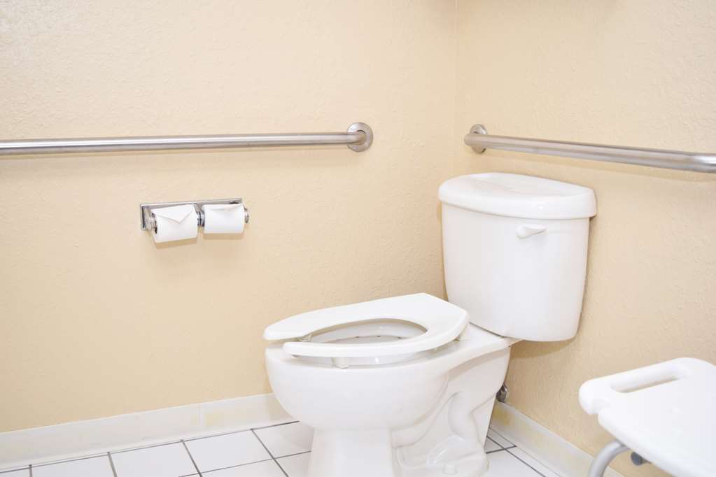 Beachfront Hotel - photo 5