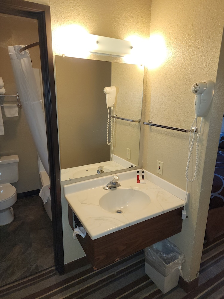 Super 8 By Wyndham Great Falls MT - photo 14