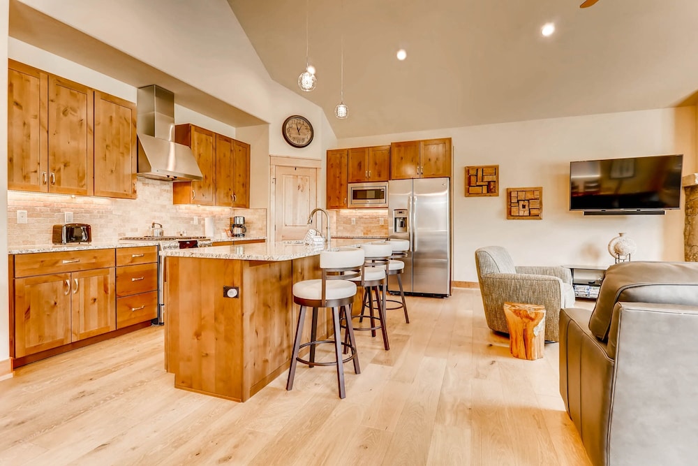 River Run Townhome RR84 RVJR by RedAwning - photo 10