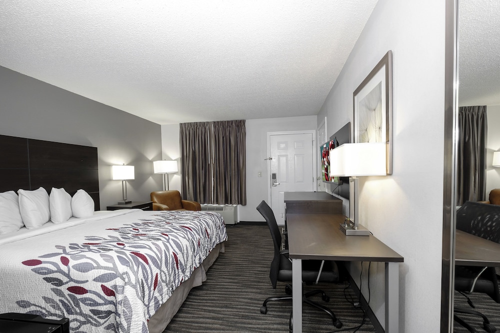 Red Roof Inn Defuniak Springs - photo 14