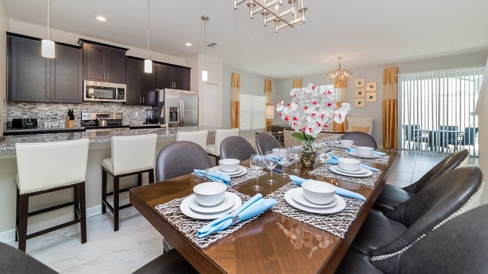 Grhdog9031 Champions Gate Resort 5 Bed 4 Baths Townhouse - photo 17