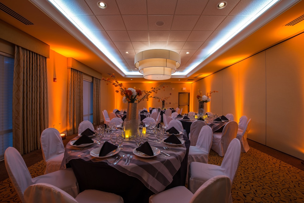 Hilton Garden Inn Lynchburg - photo 48
