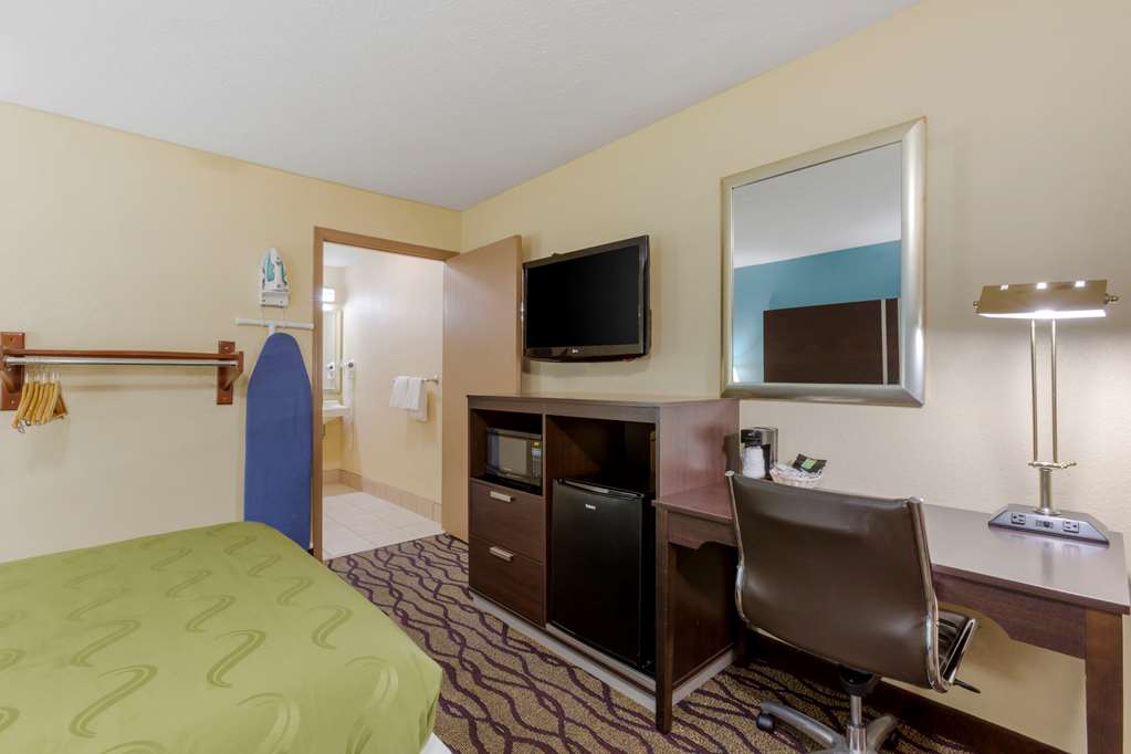 Quality Inn Columbus East - photo 6