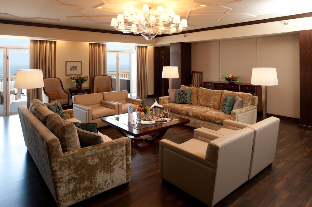 Crowne Plaza Duqm by IHG — Hayma' — photo 5