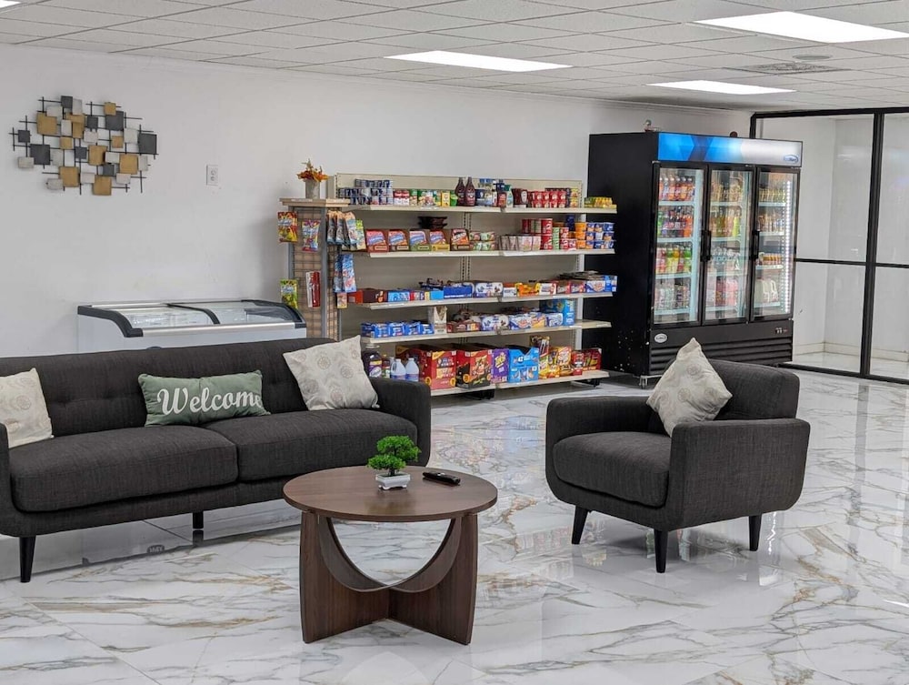 Budgetel Inns & Suites - photo 4