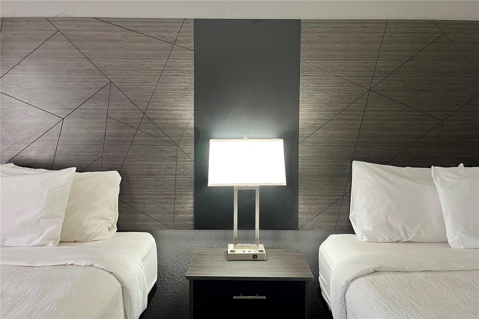 Baymont by Wyndham Indianapolis Airport Lynhurst - photo 24