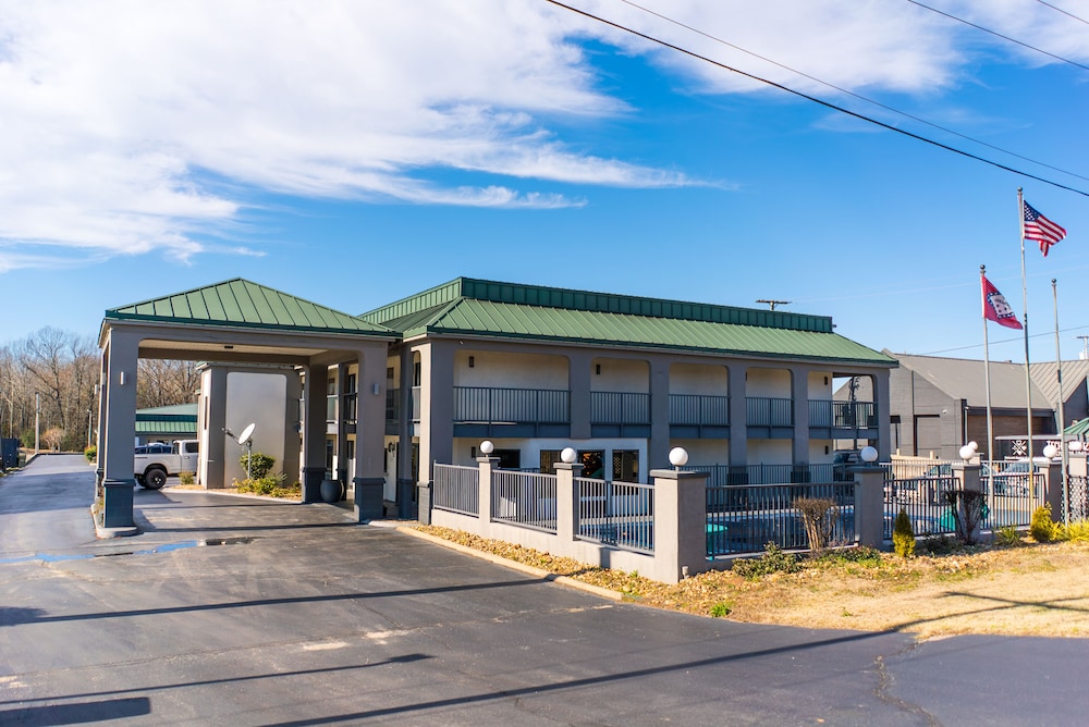 Quality Inn & Suites Monticello - photo 67
