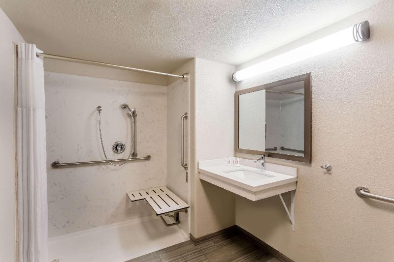 Days Inn by Wyndham Yosemite Area - photo 5