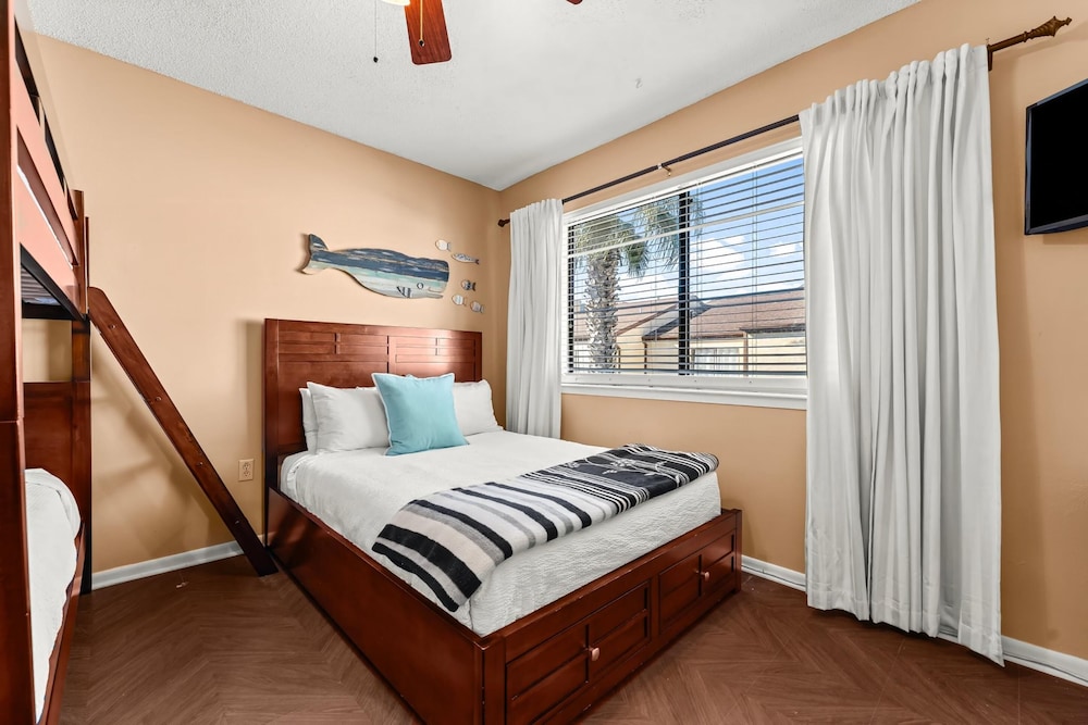 Portside Resort by Panhandle Getaways - photo 22