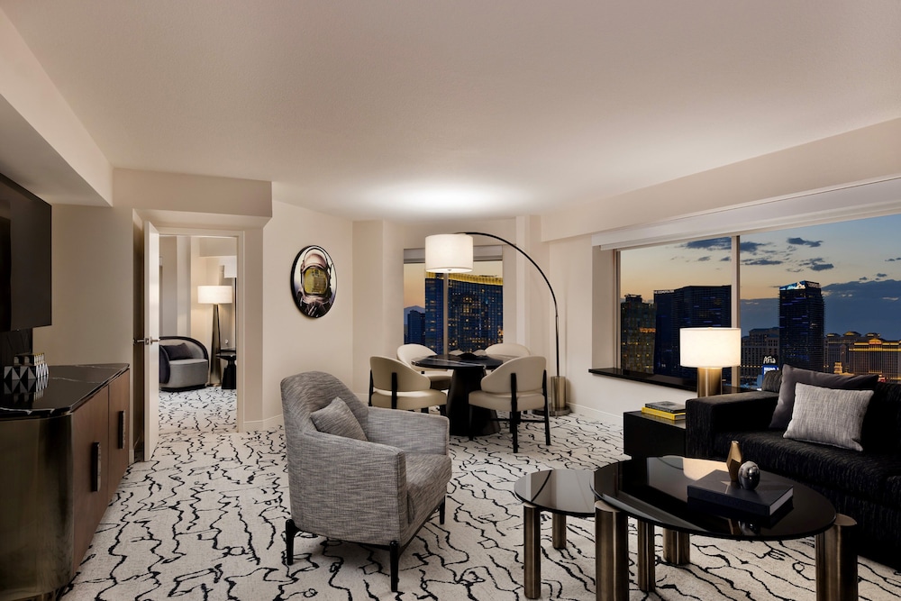 MGM Grand Hotel & Casino - photo 32