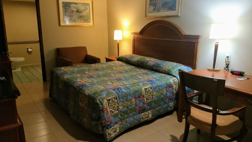 Highland Inn Denham Springs Baton Rouge East - photo 32