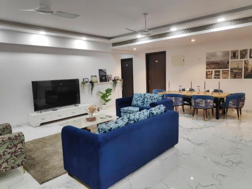 Premium Apartment in Hiranandani Powai by Maxxvalue Chitranjan