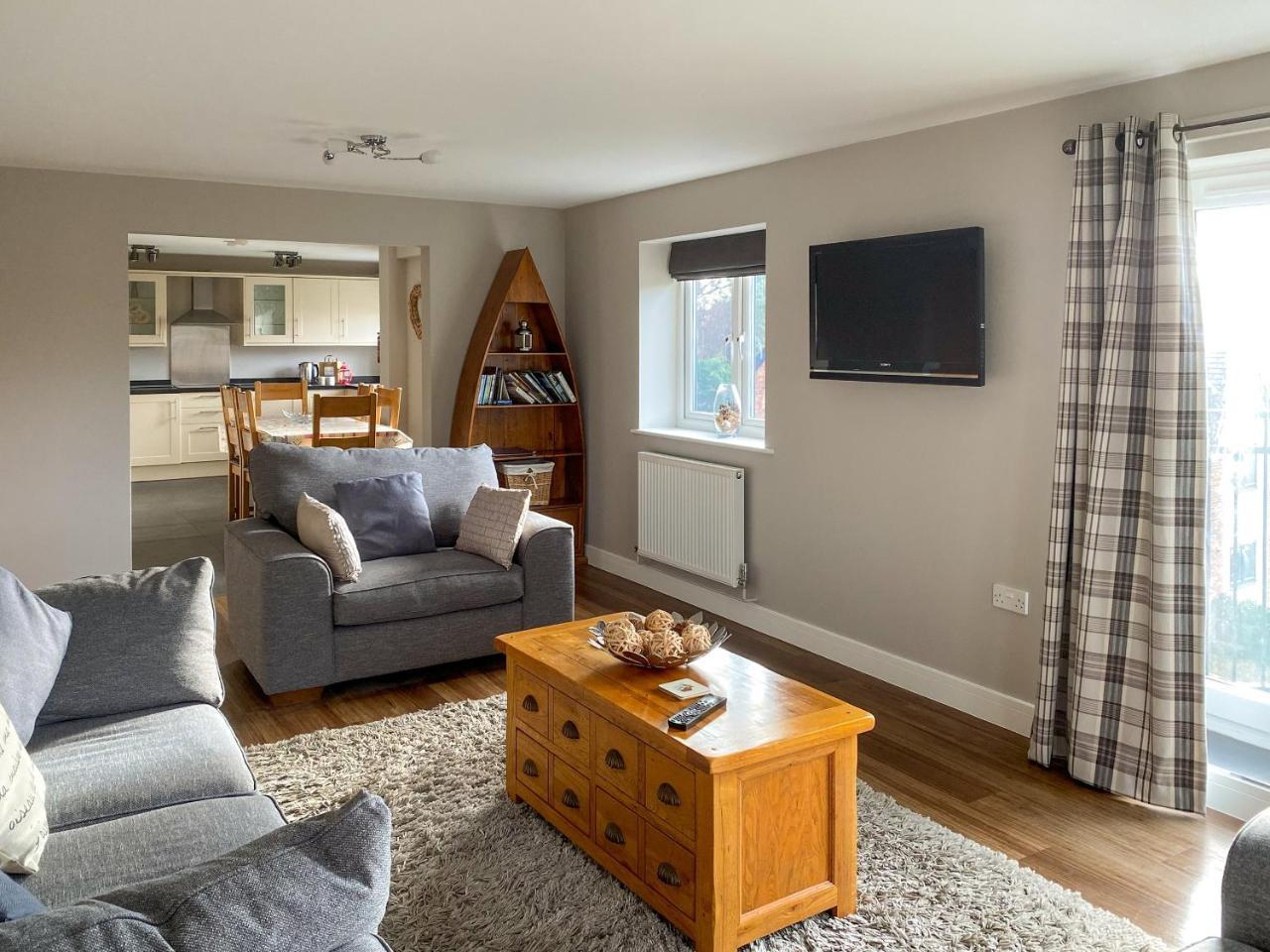 Shoreline Penthouse 27142 — 5-Star Luxury Hotel in Alnmouth, United Kingdom