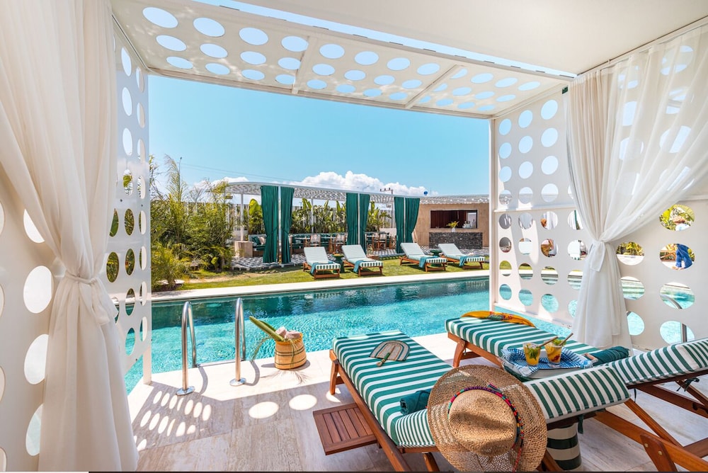 The Xon Hotel - last minute hotel in Cesme