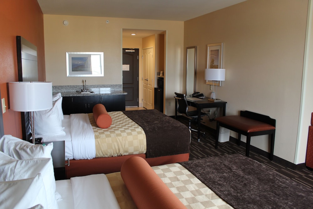 Wyndham Garden Lancaster CA - photo 5