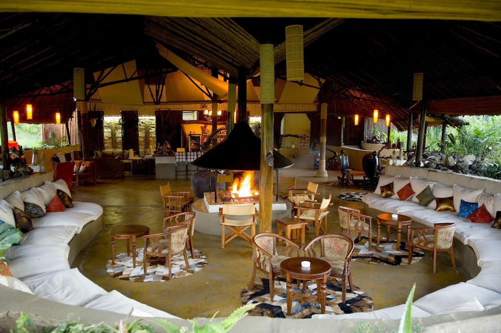 Mbweha Camp Lake Nakuru — 4-Star Luxury Hotel in Nakuru, Kenya