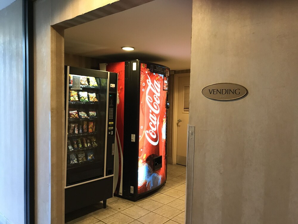 Ramada Dallas North - photo 31