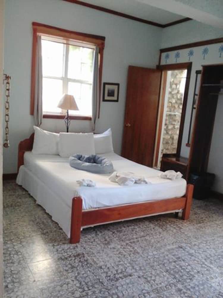Sea Front Inn — Punta Gorda — photo 4