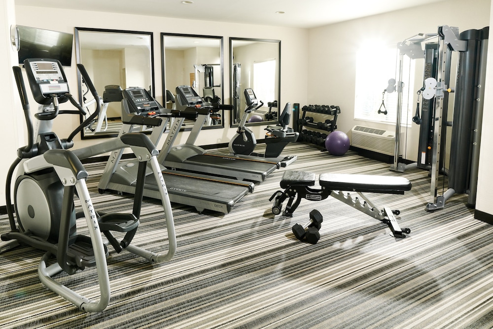Candlewood Suites Washington North by IHG - photo 24