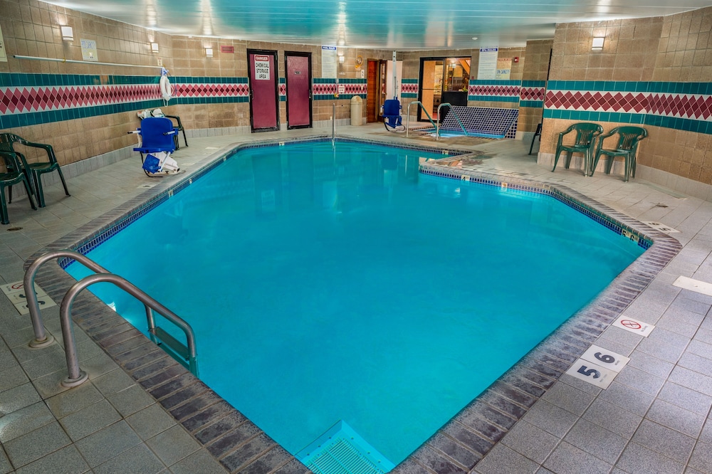 Prime Rate Inn - photo 30