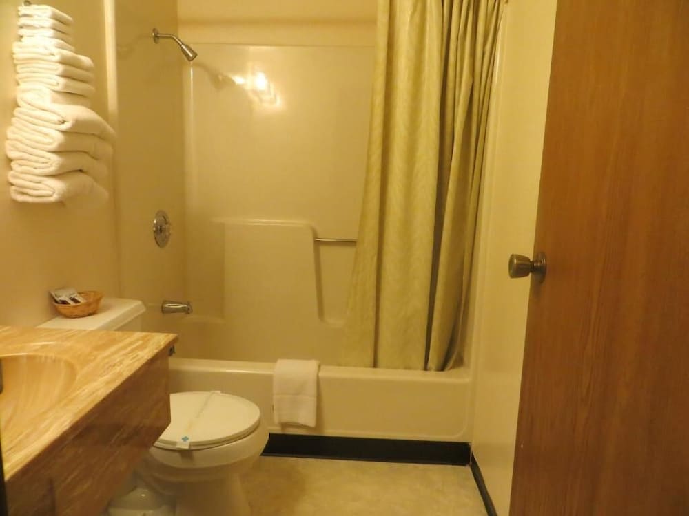 Baxter Inn - photo 26