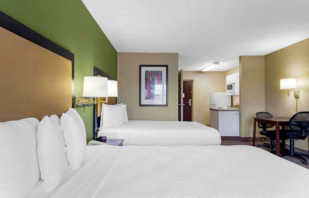 Extended Stay America Suites Houston Galleria Westheimer - photo 21