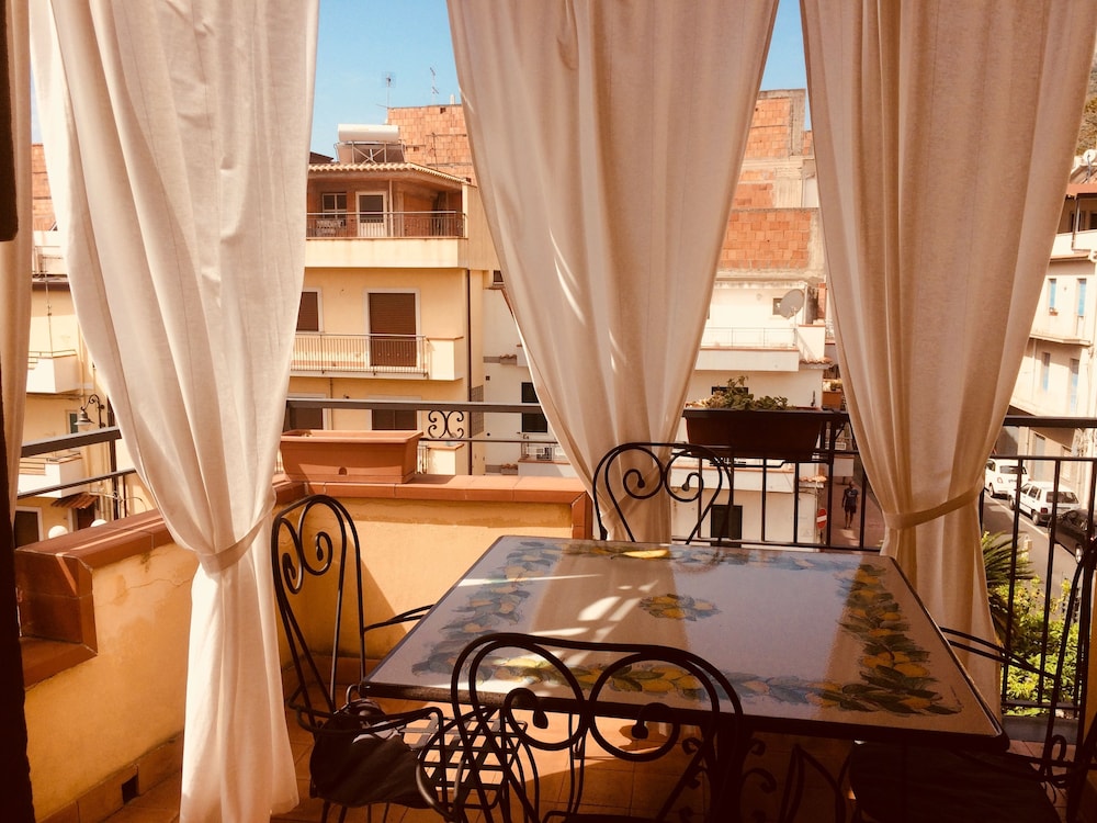 Case Borgo Vacanze — 4-Star Luxury Hotel in Letojanni, Italy