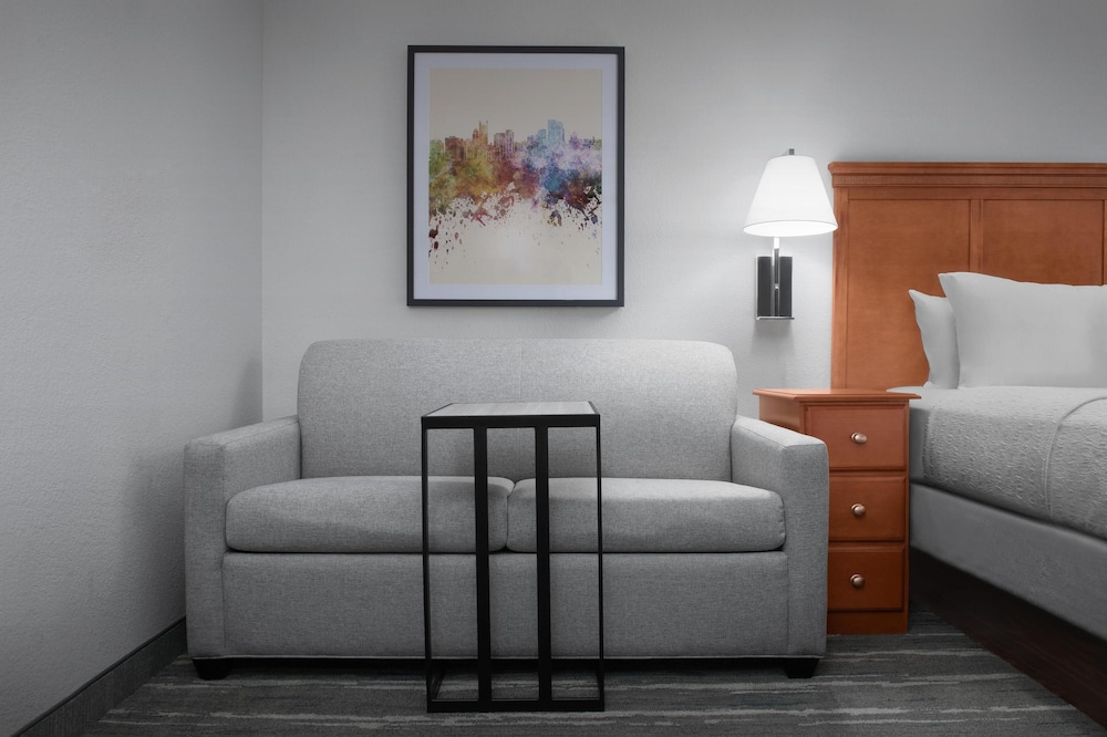 Hampton Inn Pittsburgh Greentree - photo 13