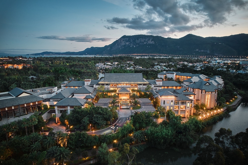 HUALUXE Hotels & Resorts Kunming in Kunming, People's Republic of China