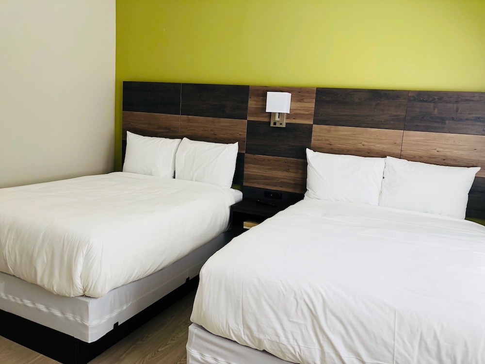Bay Hotel - photo 8