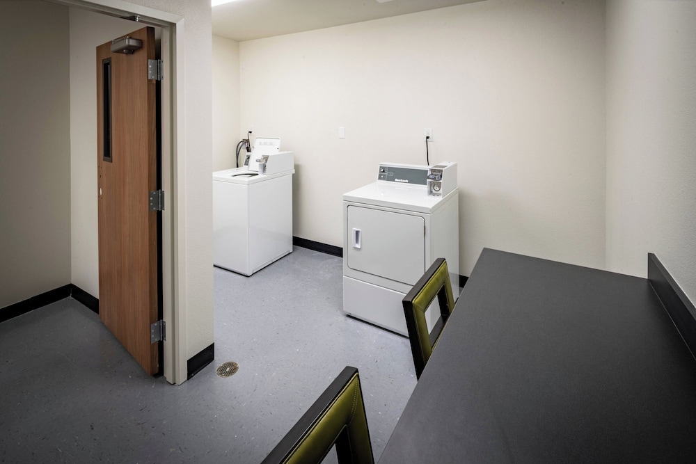 Fairfield Inn & Suites by Marriott Las Vegas Northwest - photo 18