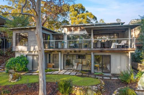 Elouera at Greenfields Beach 4pm Check Out Sundays in Vincentia, Australia