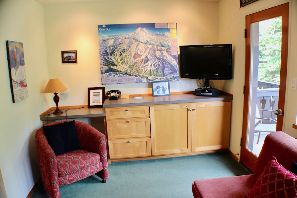 Crystal Chalets Condominiums at Crystal Mountain Ski Resort - photo 94
