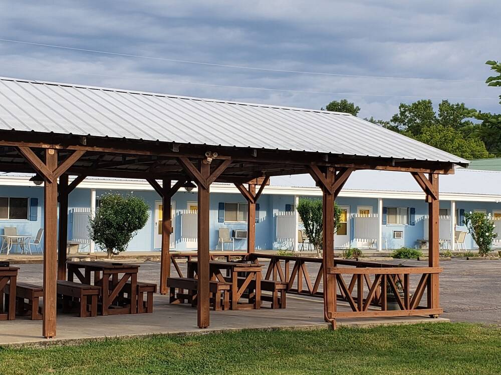 Marina Inn & Event Center - photo 62