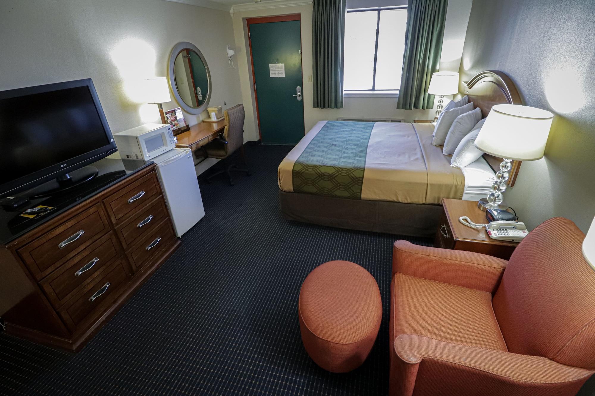 University Inn & Suites San Antonio - photo 23