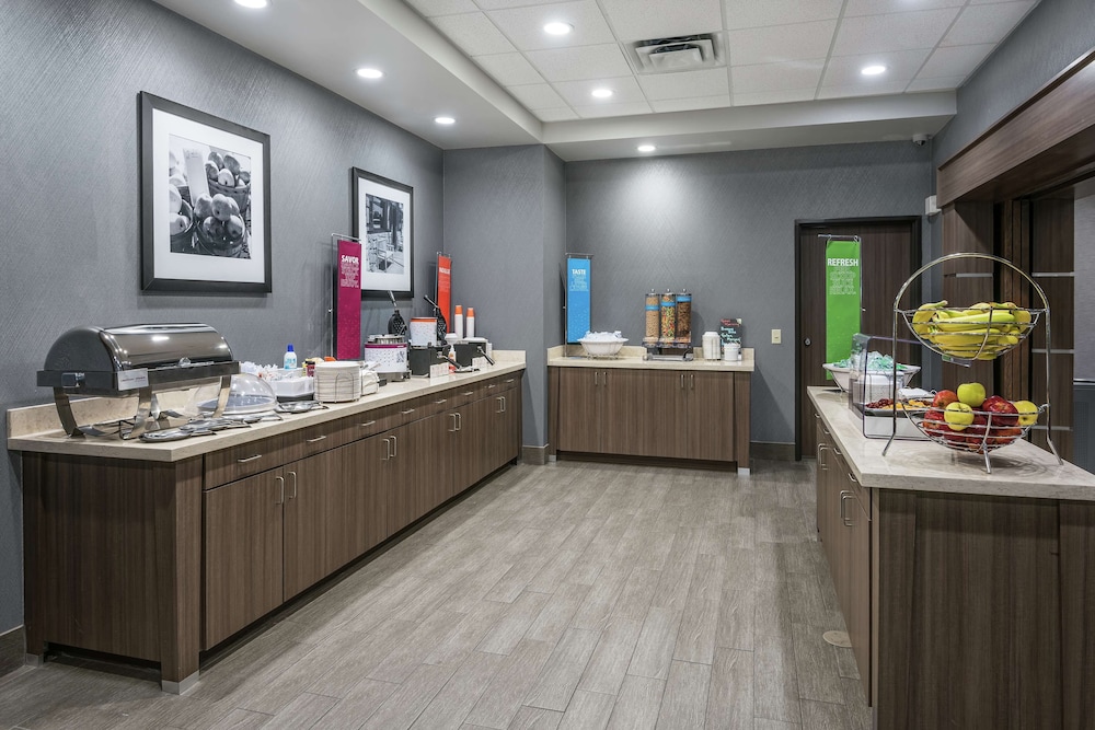 Hampton Inn & Suites by Hilton Portland Corpus Christi - photo 26