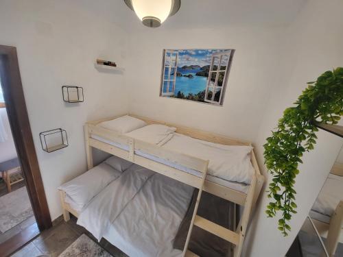 Casa La Balauri — 4-Star Luxury Hotel in Drobeta-Turnu Severin, Romania