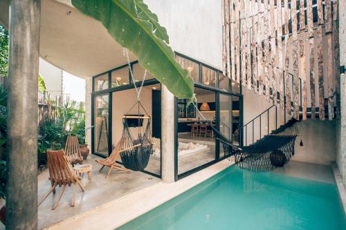 Jungle Rooftop Villa Priv Pool Bathtub Jacuzzi 2A — 4-Star Luxury Hotel in Tulum, Mexico