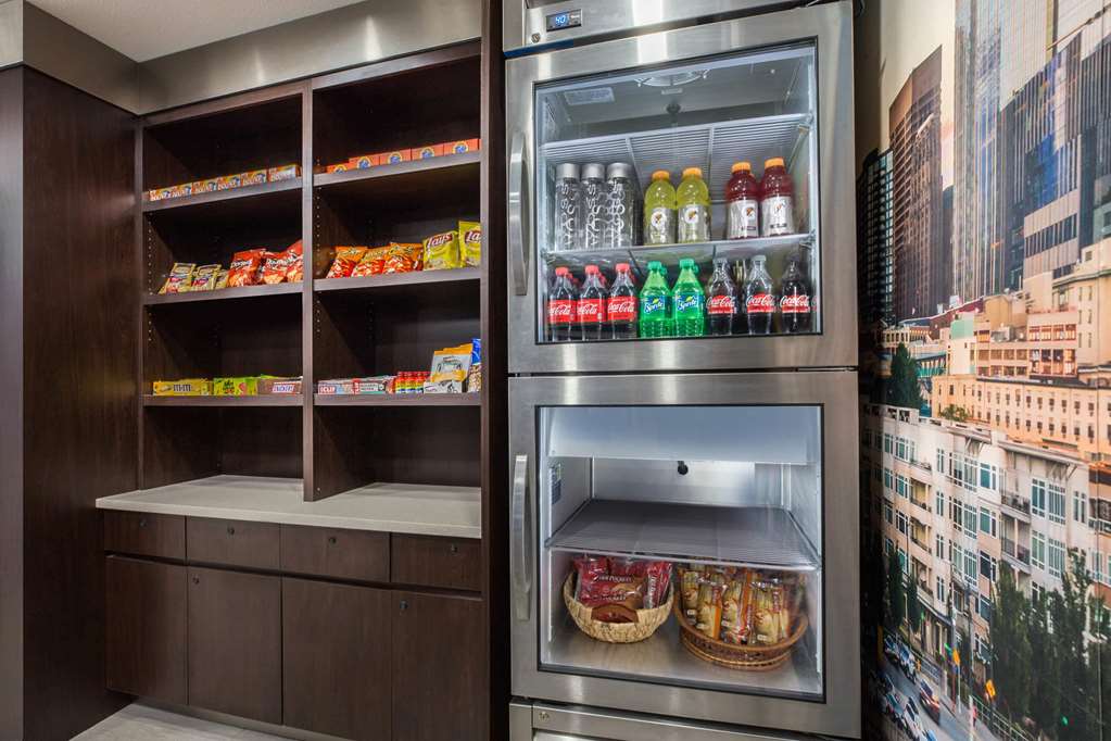 La Quinta Inn by Wyndham Everett - photo 29